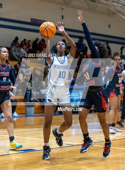Thumbnail 3 in Terry Sanford @ Westover photogallery.