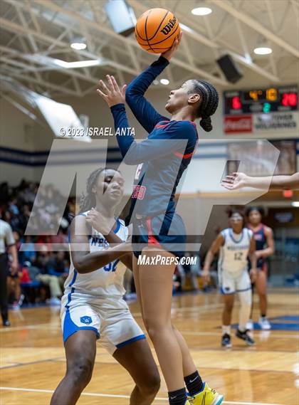 Thumbnail 2 in Terry Sanford @ Westover photogallery.