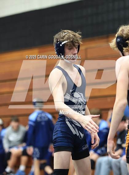 Thumbnail 2 in Swansboro vs Southwest Onslow (Blood Pernu Duals) photogallery.