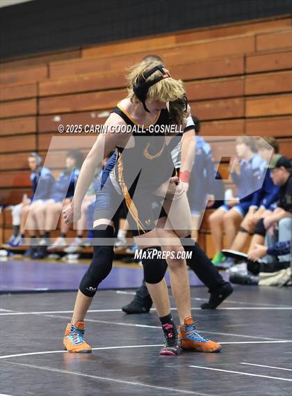 Thumbnail 3 in Swansboro vs Southwest Onslow (Blood Pernu Duals) photogallery.
