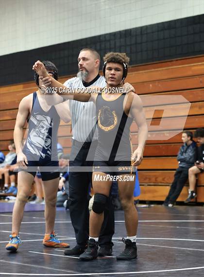 Thumbnail 2 in Swansboro vs Southwest Onslow (Blood Pernu Duals) photogallery.