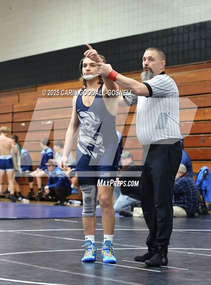 Thumbnail 2 in Swansboro vs Southwest Onslow (Blood Pernu Duals) photogallery.