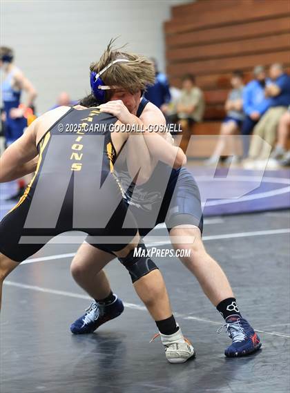 Thumbnail 3 in Swansboro vs Southwest Onslow (Blood Pernu Duals) photogallery.