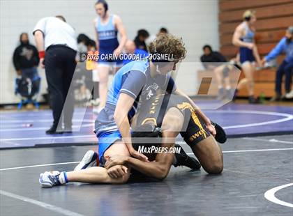 Thumbnail 3 in Swansboro vs Southwest Onslow (Blood Pernu Duals) photogallery.