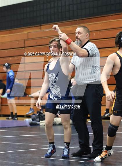 Thumbnail 3 in Swansboro vs Southwest Onslow (Blood Pernu Duals) photogallery.