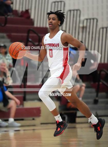 Thumbnail 1 in St. Thomas Catholic vs. Parish Episcopal (TAPPS 6A Regional Final) photogallery.