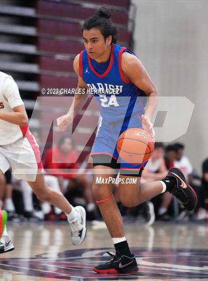 Thumbnail 3 in St. Thomas Catholic vs. Parish Episcopal (TAPPS 6A Regional Final) photogallery.