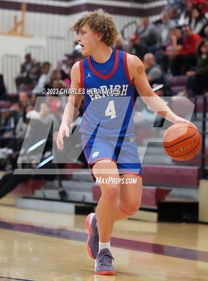 Thumbnail 2 in St. Thomas Catholic vs. Parish Episcopal (TAPPS 6A Regional Final) photogallery.