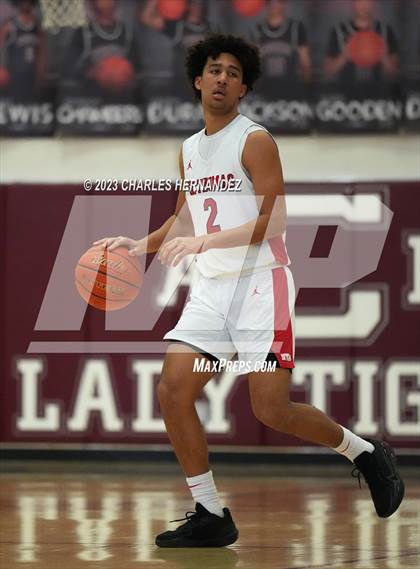 Thumbnail 1 in St. Thomas Catholic vs. Parish Episcopal (TAPPS 6A Regional Final) photogallery.