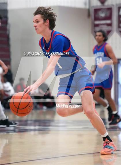 Thumbnail 3 in St. Thomas Catholic vs. Parish Episcopal (TAPPS 6A Regional Final) photogallery.