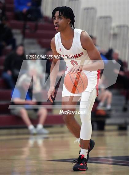 Thumbnail 1 in St. Thomas Catholic vs. Parish Episcopal (TAPPS 6A Regional Final) photogallery.