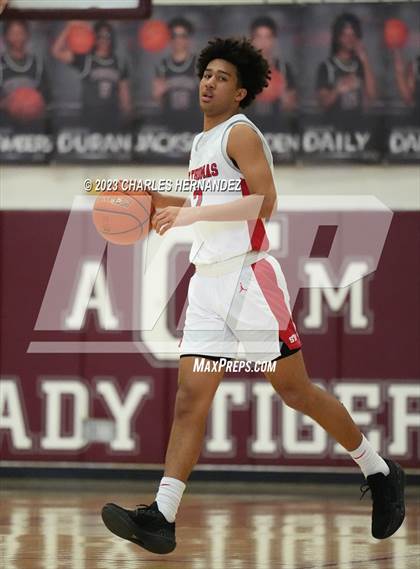 Thumbnail 2 in St. Thomas Catholic vs. Parish Episcopal (TAPPS 6A Regional Final) photogallery.