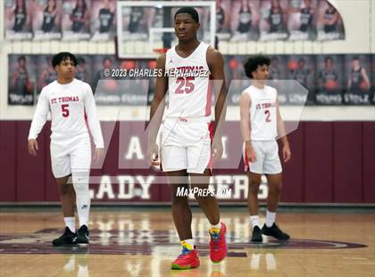 Thumbnail 3 in St. Thomas Catholic vs. Parish Episcopal (TAPPS 6A Regional Final) photogallery.