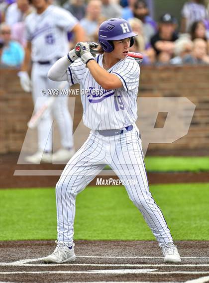 Thumbnail 1 in Hallsville vs. Longview (UIL 5A Regional Quarterfinal Game 2) photogallery.