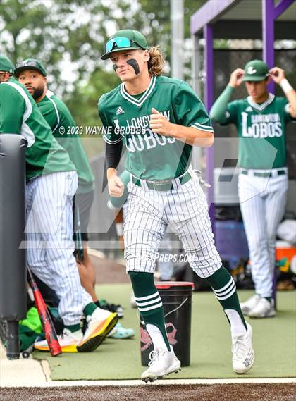 Thumbnail 2 in Hallsville vs. Longview (UIL 5A Regional Quarterfinal Game 2) photogallery.