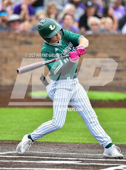 Thumbnail 2 in Hallsville vs. Longview (UIL 5A Regional Quarterfinal Game 2) photogallery.