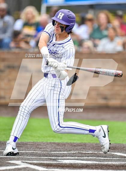 Thumbnail 1 in Hallsville vs. Longview (UIL 5A Regional Quarterfinal Game 2) photogallery.
