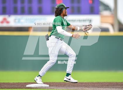 Thumbnail 2 in Hallsville vs. Longview (UIL 5A Regional Quarterfinal Game 2) photogallery.