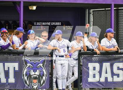 Thumbnail 1 in Hallsville vs. Longview (UIL 5A Regional Quarterfinal Game 2) photogallery.