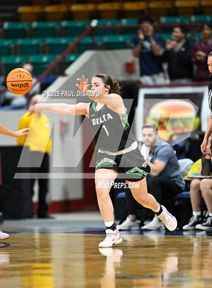 Thumbnail 1 in Delta vs. University (CHSAA 4A State Final) photogallery.