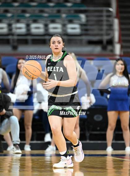 Thumbnail 2 in Delta vs. University (CHSAA 4A State Final) photogallery.