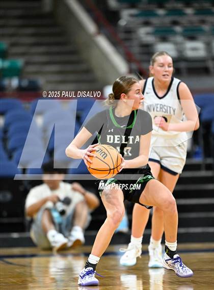 Thumbnail 1 in Delta vs. University (CHSAA 4A State Final) photogallery.