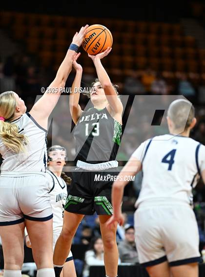 Thumbnail 2 in Delta vs. University (CHSAA 4A State Final) photogallery.
