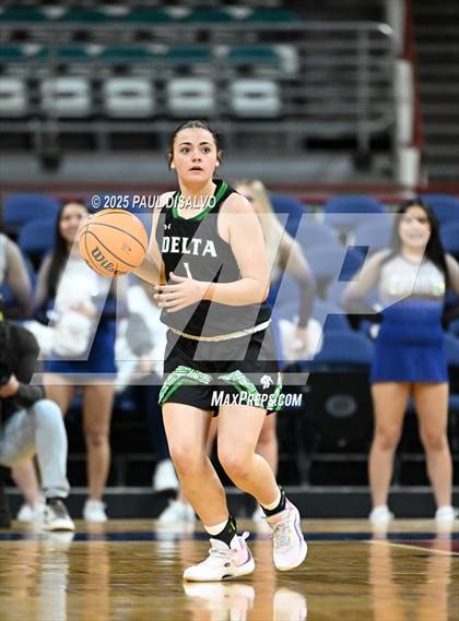Thumbnail 3 in Delta vs. University (CHSAA 4A State Final) photogallery.