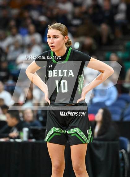 Thumbnail 3 in Delta vs. University (CHSAA 4A State Final) photogallery.
