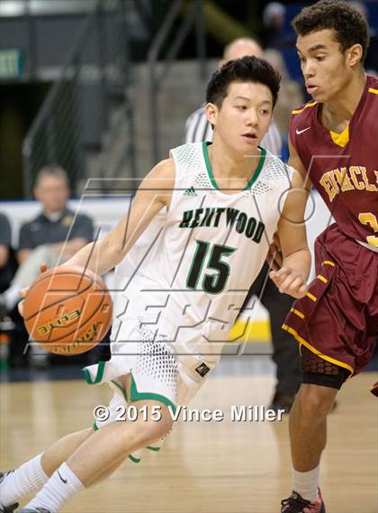Thumbnail 3 in Enumclaw vs. Kentwood photogallery.
