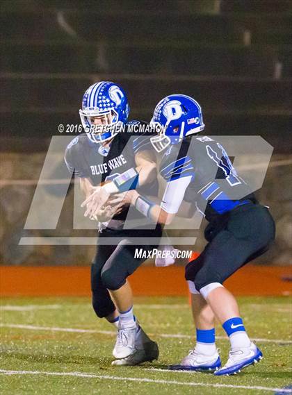 Thumbnail 2 in Greenwich vs. Darien (CIAC Class LL Quarterfinal) photogallery.