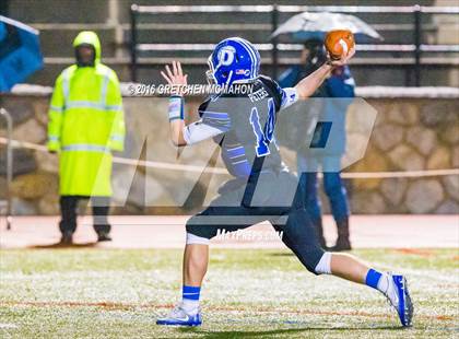 Thumbnail 2 in Greenwich vs. Darien (CIAC Class LL Quarterfinal) photogallery.
