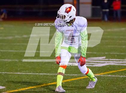 Thumbnail 2 in Greenwich vs. Darien (CIAC Class LL Quarterfinal) photogallery.
