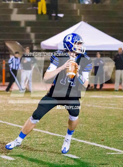 Thumbnail 1 in Greenwich vs. Darien (CIAC Class LL Quarterfinal) photogallery.