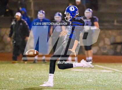 Thumbnail 3 in Greenwich vs. Darien (CIAC Class LL Quarterfinal) photogallery.