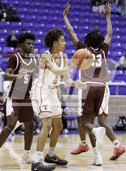 Thumbnail 2 in Marshall @ Taft photogallery.