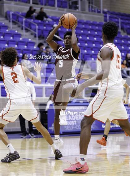 Thumbnail 1 in Marshall @ Taft photogallery.