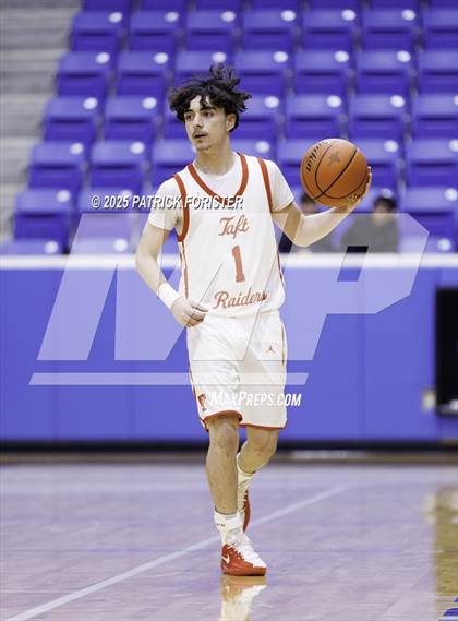 Thumbnail 1 in Marshall @ Taft photogallery.