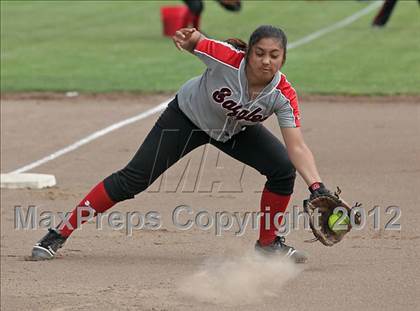Thumbnail 2 in Lowell vs Washington (CIF SF Section Final) photogallery.
