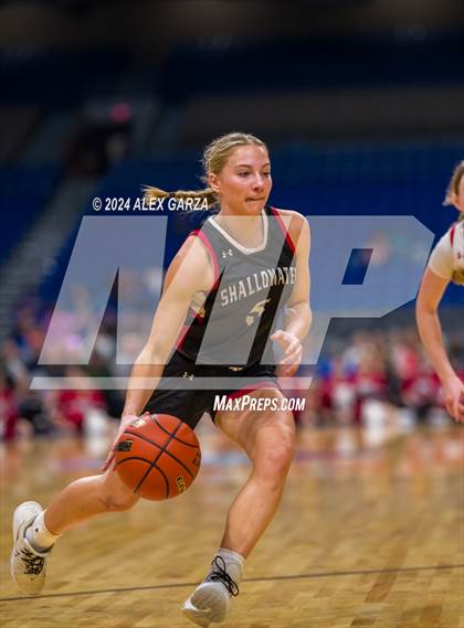 Thumbnail 2 in Huntington vs. Shallowater (UIL 3A Basketball Final) photogallery.