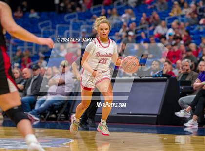 Thumbnail 2 in Huntington vs. Shallowater (UIL 3A Basketball Final) photogallery.