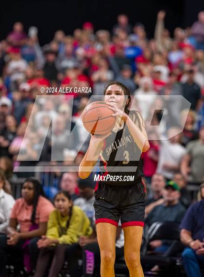 Thumbnail 2 in Huntington vs. Shallowater (UIL 3A Basketball Final) photogallery.
