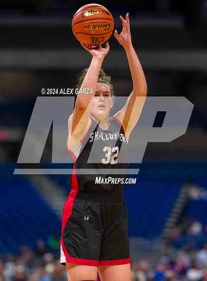 Thumbnail 1 in Huntington vs. Shallowater (UIL 3A Basketball Final) photogallery.