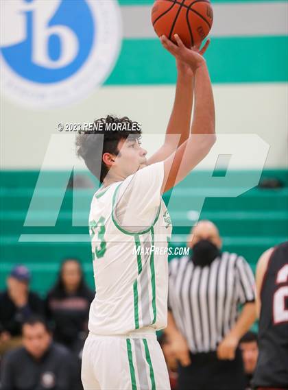 Thumbnail 1 in Sotomayor vs Eagle Rock photogallery.