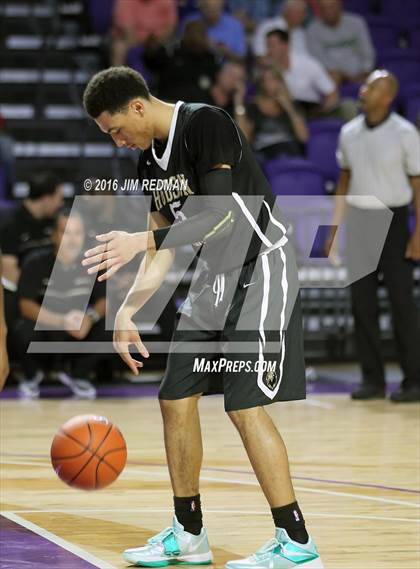 Thumbnail 3 in Maret vs. Hudson Catholic (City of Palms Classic) photogallery.