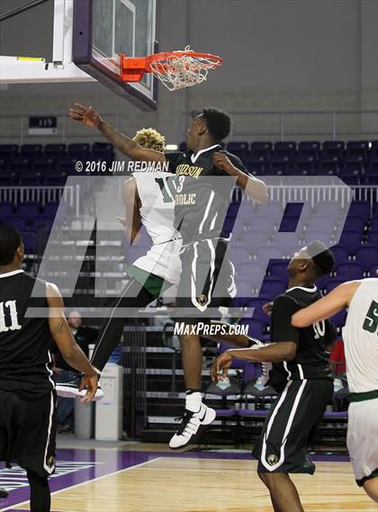 Thumbnail 2 in Maret vs. Hudson Catholic (City of Palms Classic) photogallery.