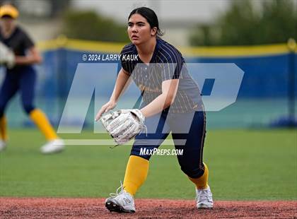 Thumbnail 3 in Wilcox @ Milpitas photogallery.