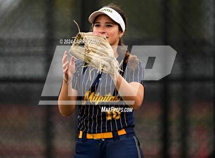 Thumbnail 1 in Wilcox @ Milpitas photogallery.