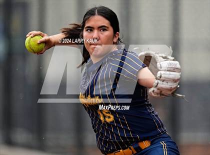Thumbnail 3 in Wilcox @ Milpitas photogallery.