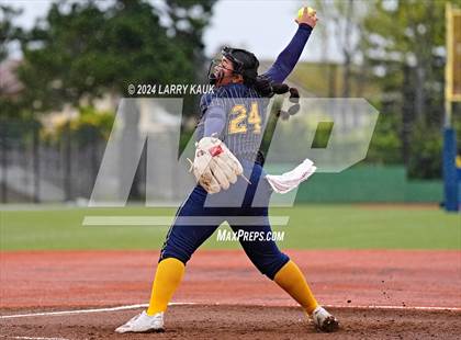 Thumbnail 3 in Wilcox @ Milpitas photogallery.